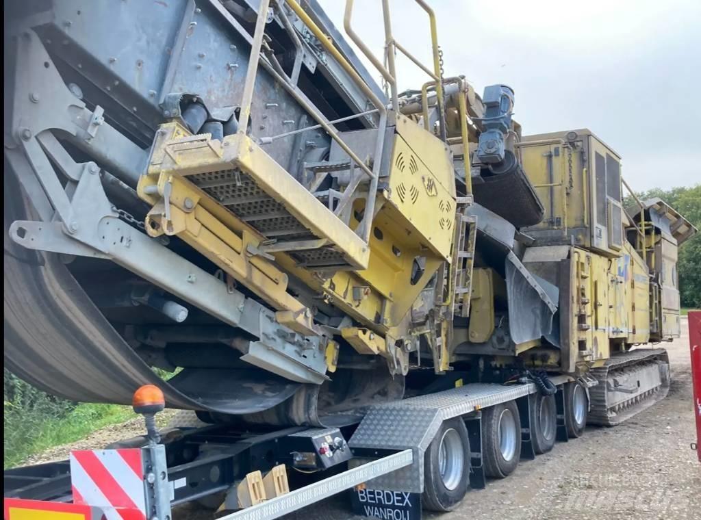 Keestrack R6 Mobile crushers