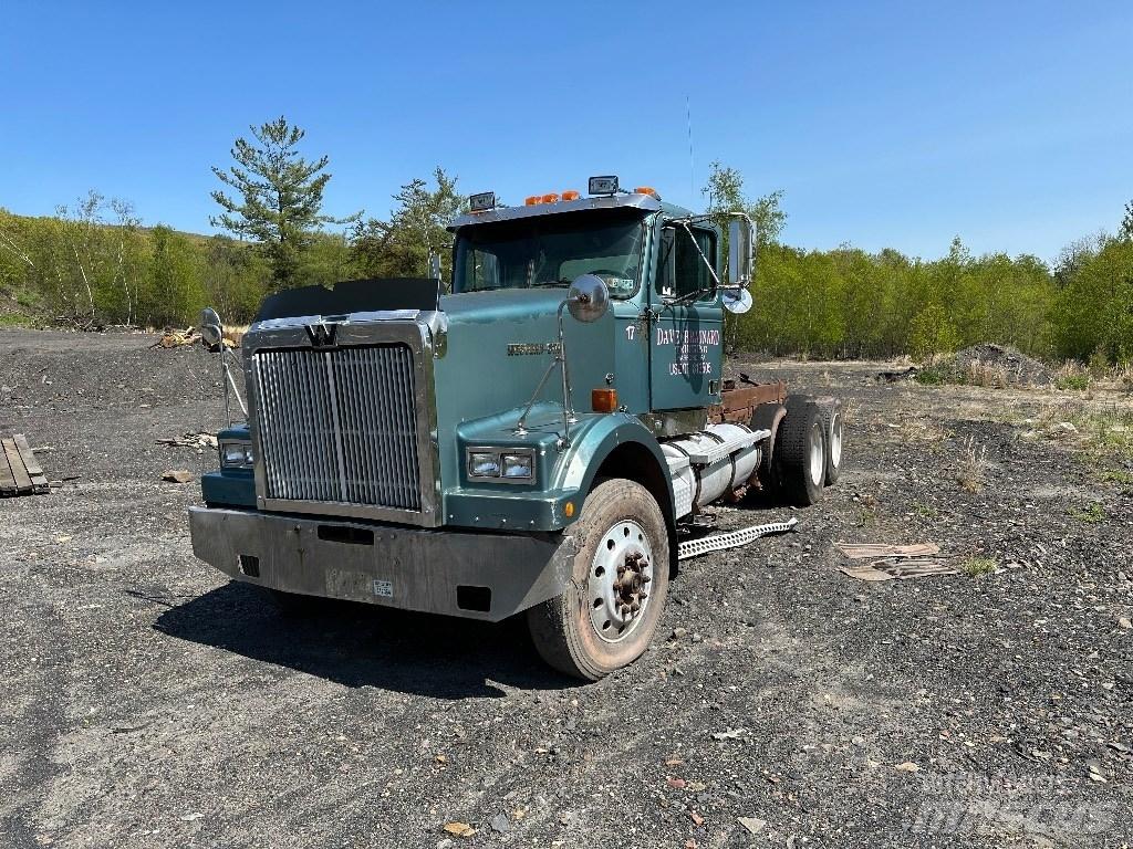 Western Star 4964FX Tractor Units