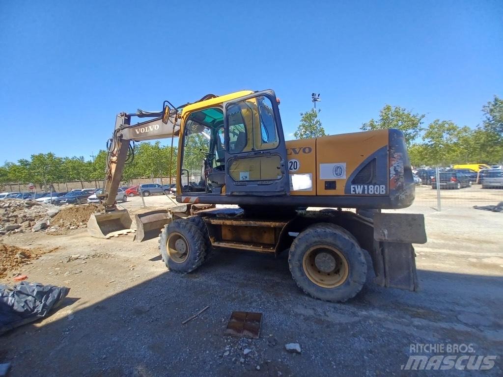 Volvo EW 180 B Wheeled excavators