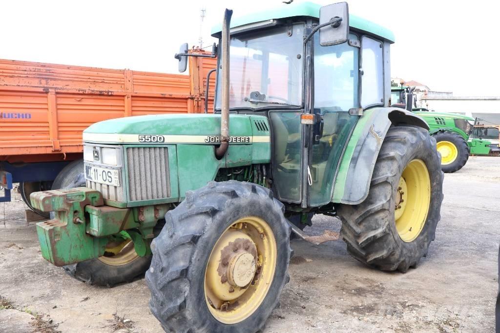 John Deere 5500 STD Tractors