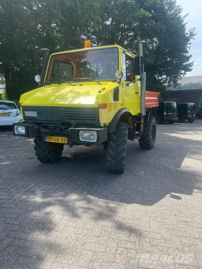 Unimog U1000 424 Tractors
