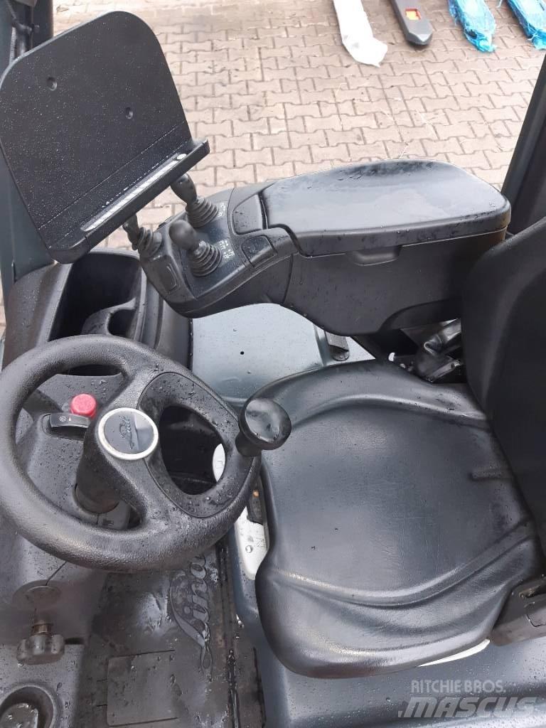 Linde E 12 Electric forklift trucks