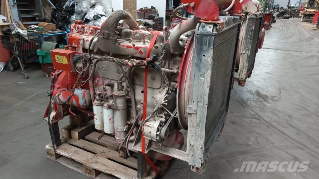 Volvo TD121G Engines