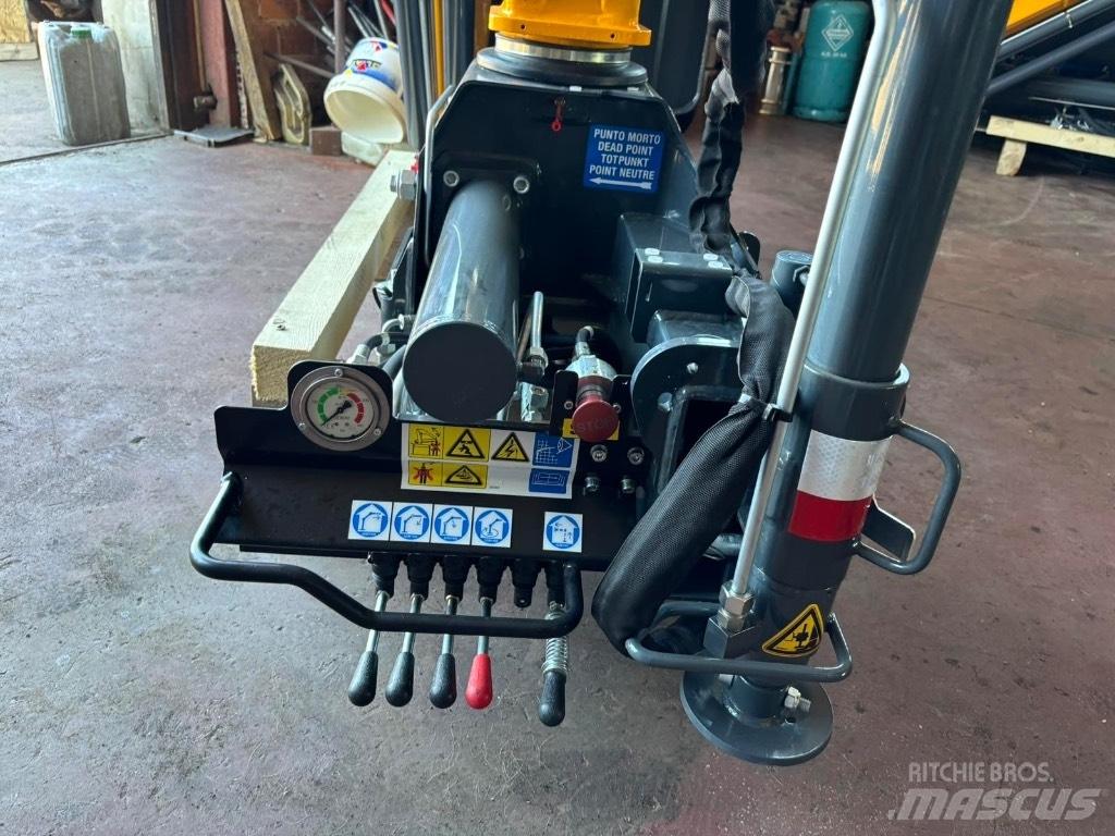 Copma 78.4 Loader cranes