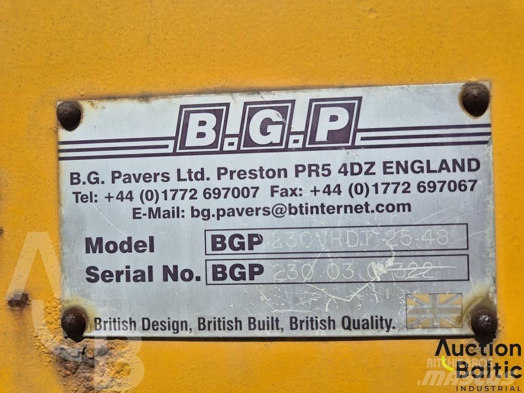  BGP 230 Asphalt pavers