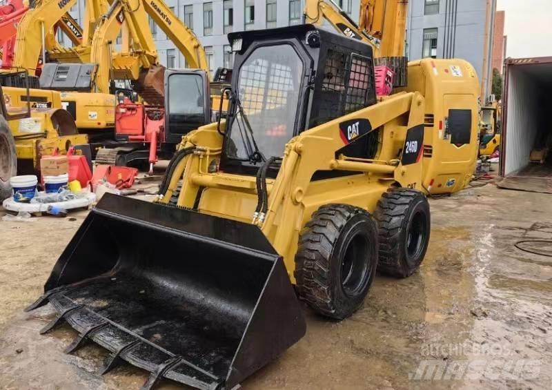 CAT 246 D Skid steer loaders