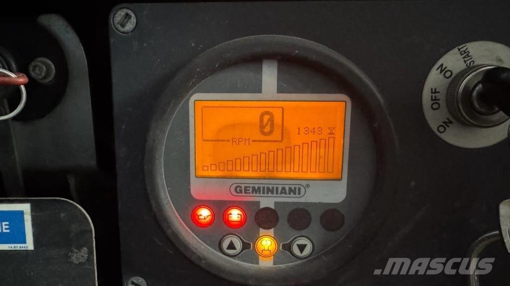 Palazzani XTJ 43 Other lifts and platforms