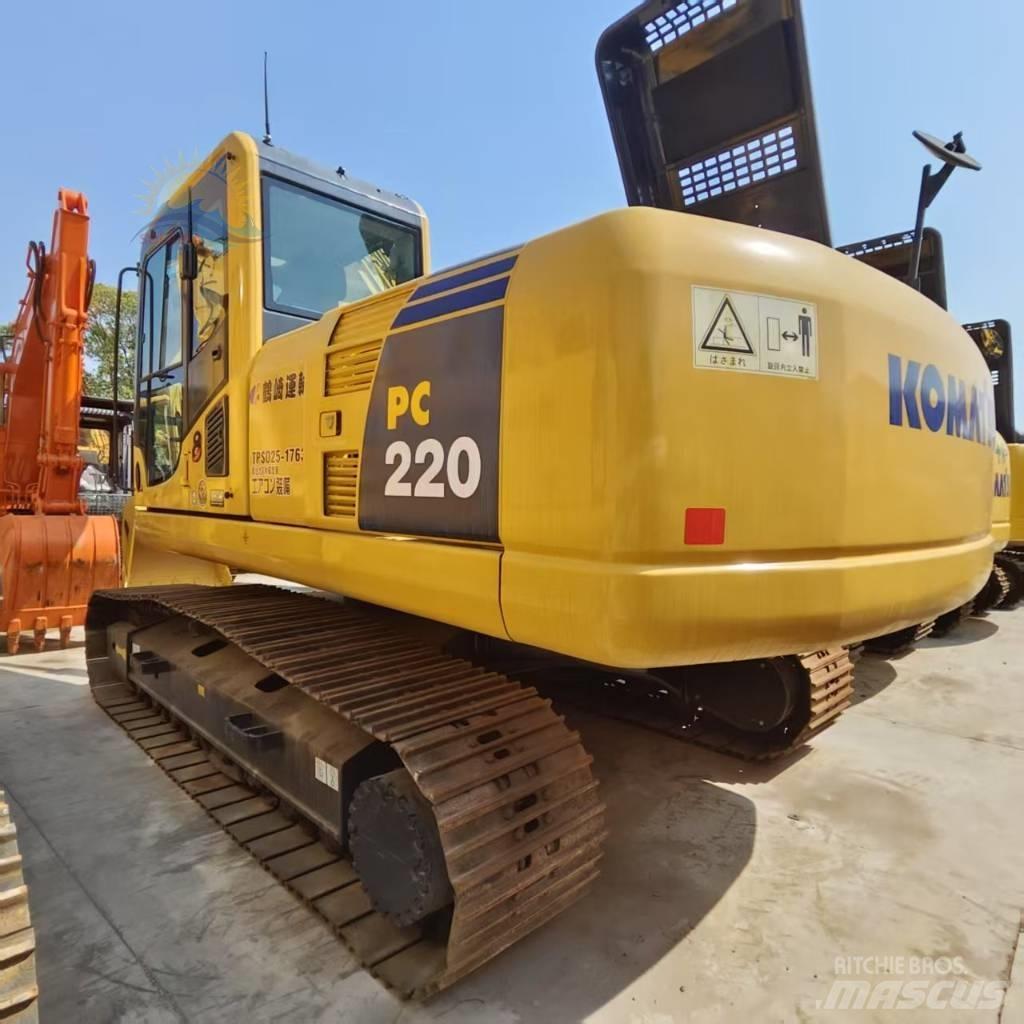 Komatsu PC 220-8 Crawler excavators