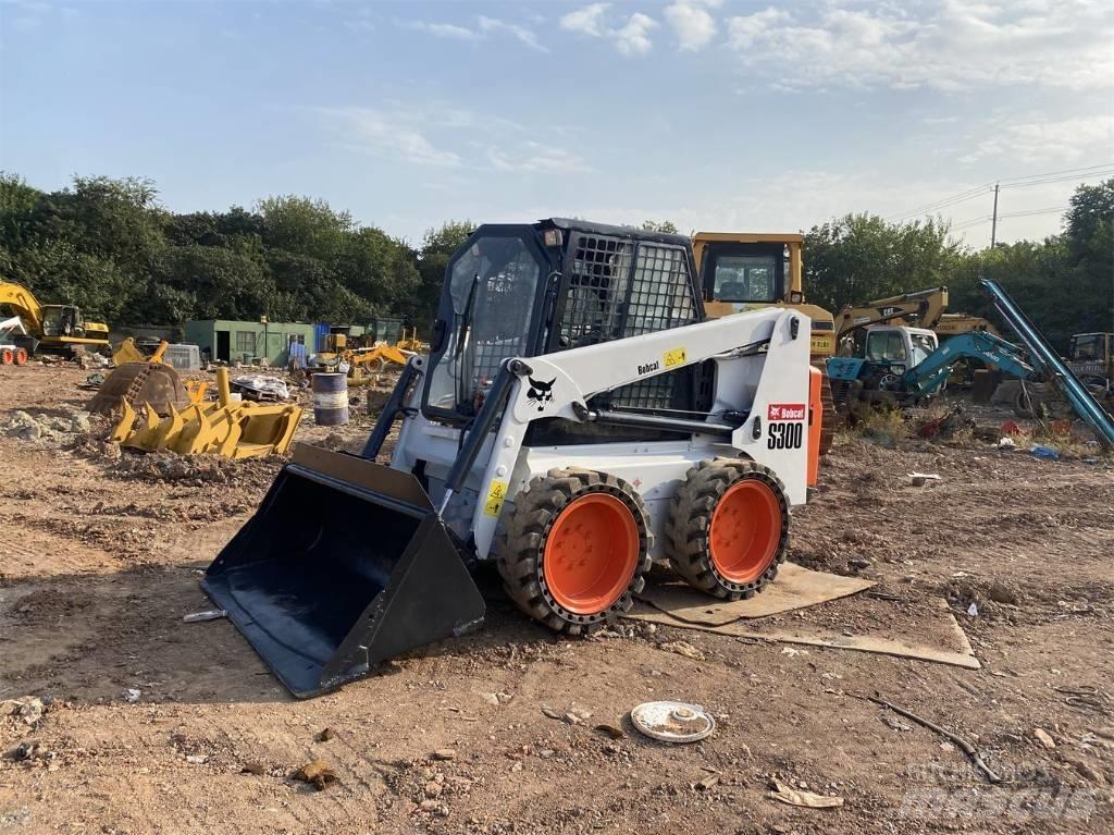 Bobcat S 300 Skid steer loaders