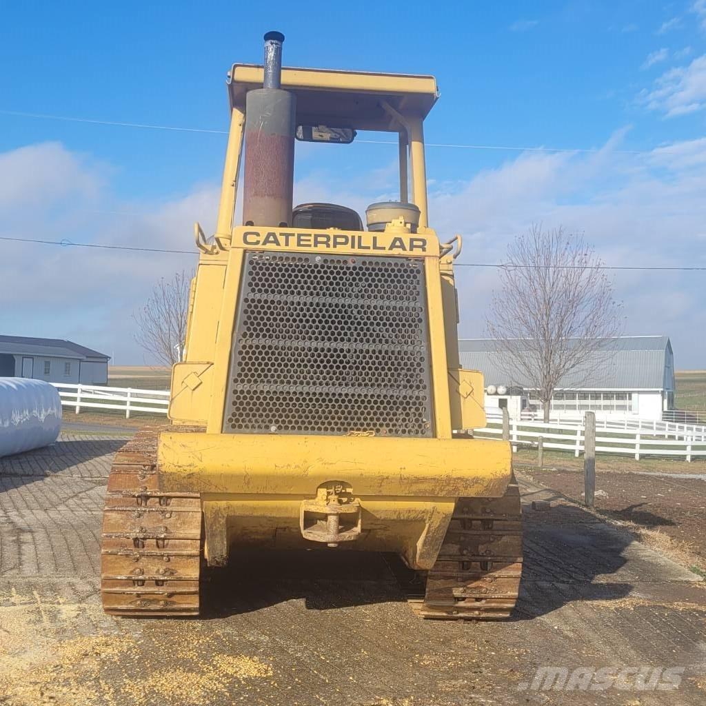 CAT 963 Crawler loaders