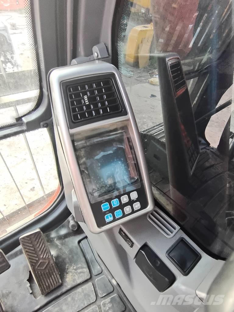 Doosan DX 225 LC Crawler excavators