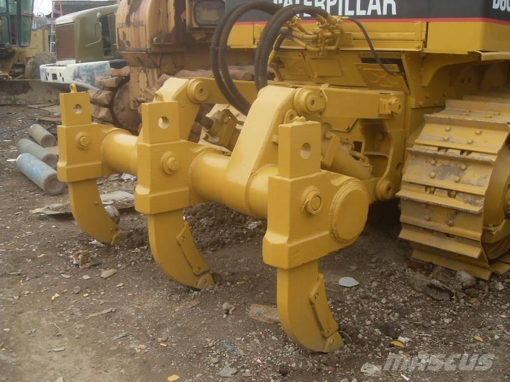 CAT D 6 G Crawler dozers