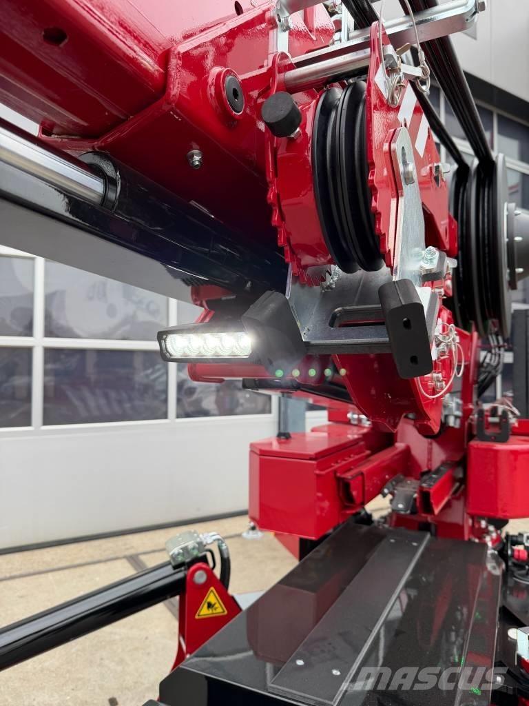 Hoeflon C6e Mini cranes