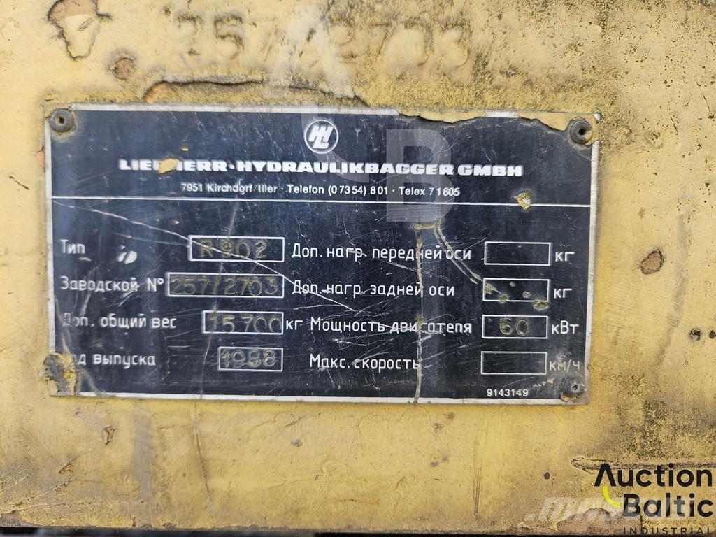 Liebherr R 902 Crawler excavators