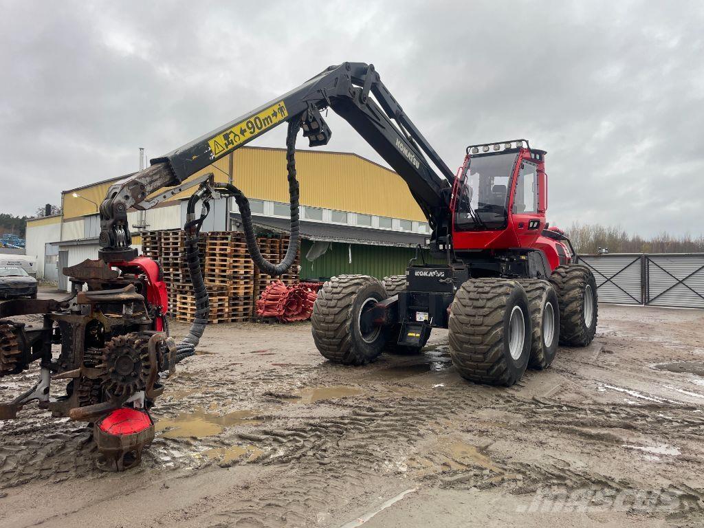 Komatsu 951 Harvesters
