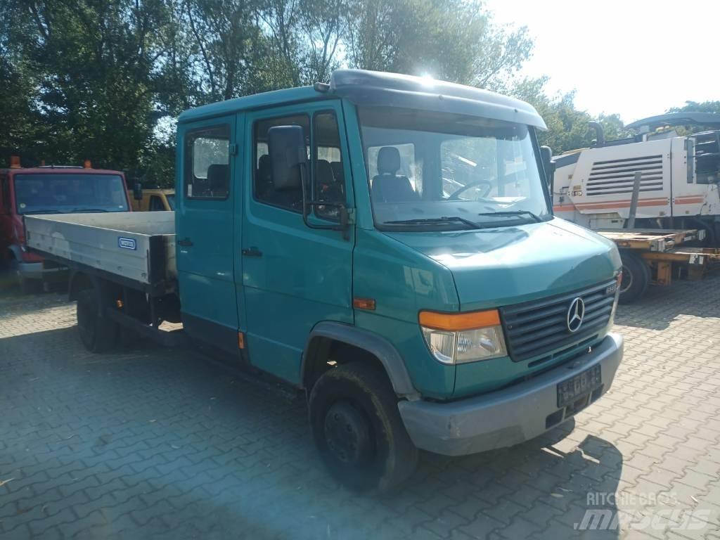 Mercedes-Benz 614 D Curtainsider trucks