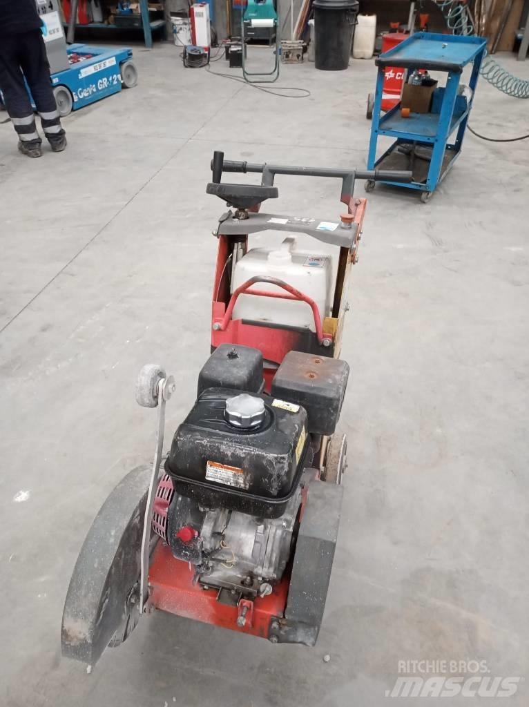 Husqvarna FS400LV Construction - Others