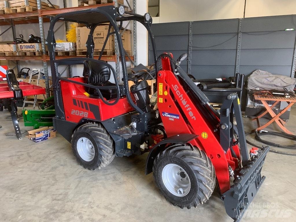 Schäffer 2028 Mini loaders