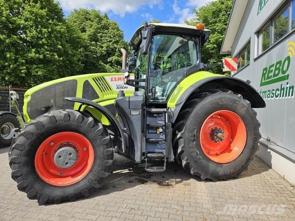 CLAAS AXION 960 Tractors