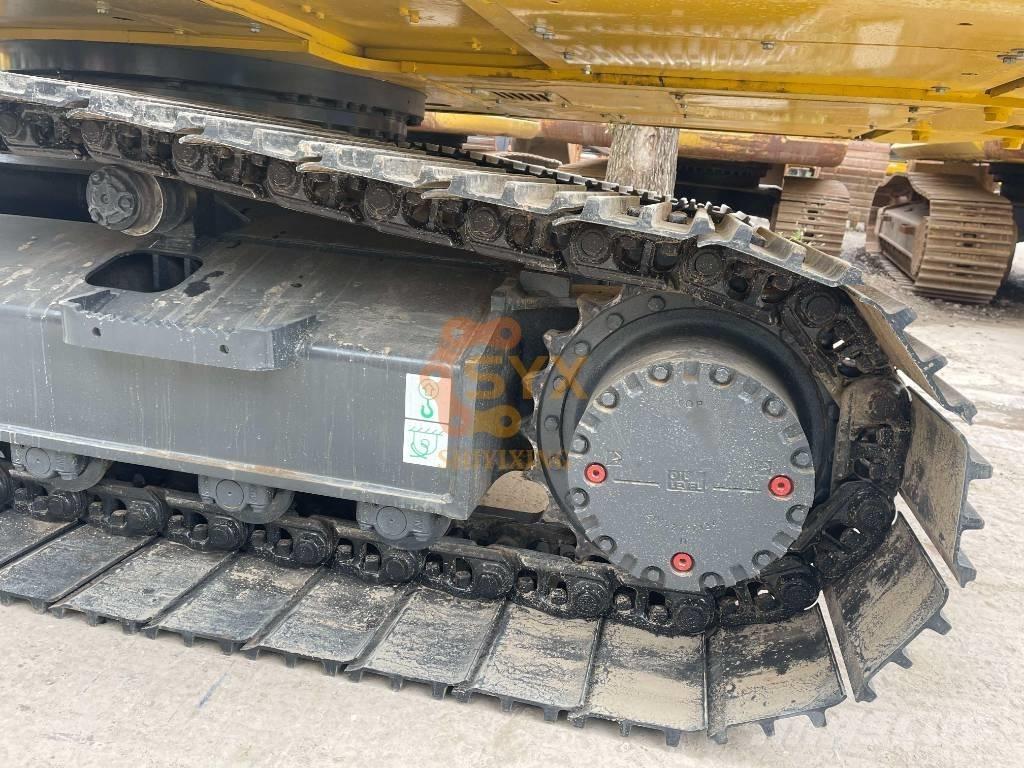 Komatsu PC 200 Crawler excavators
