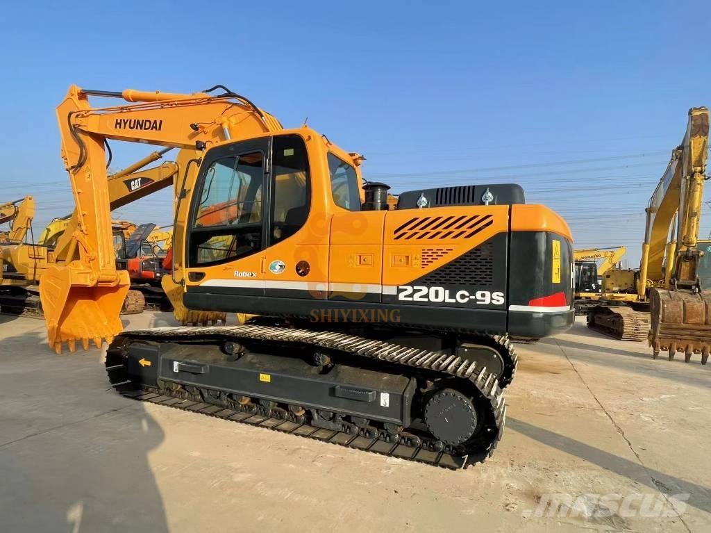 Hyundai 220-9 Crawler excavators