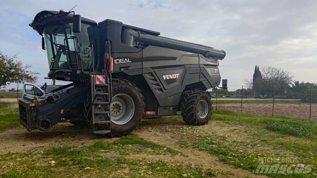 Fendt Ideal 7 Combine harvesters