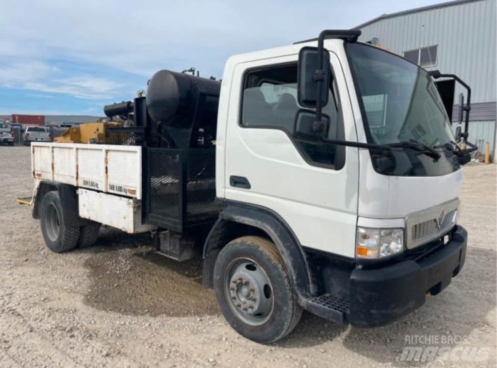 International CF600 Concrete pump trucks