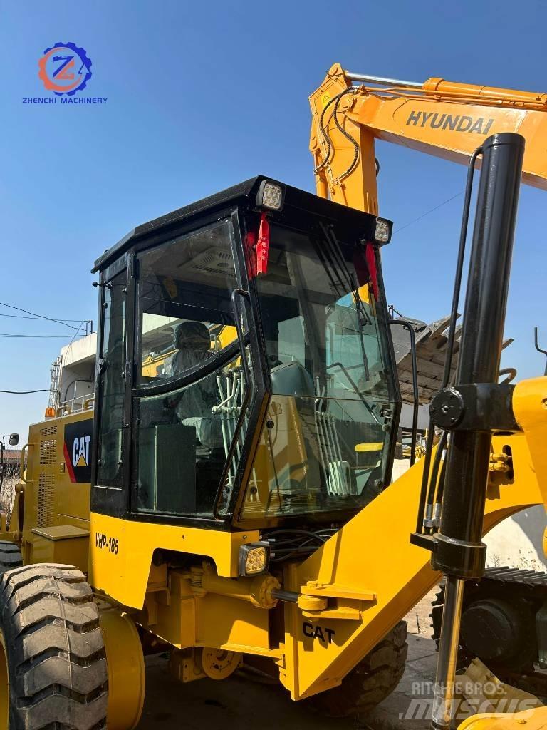 CAT 140 K Graders