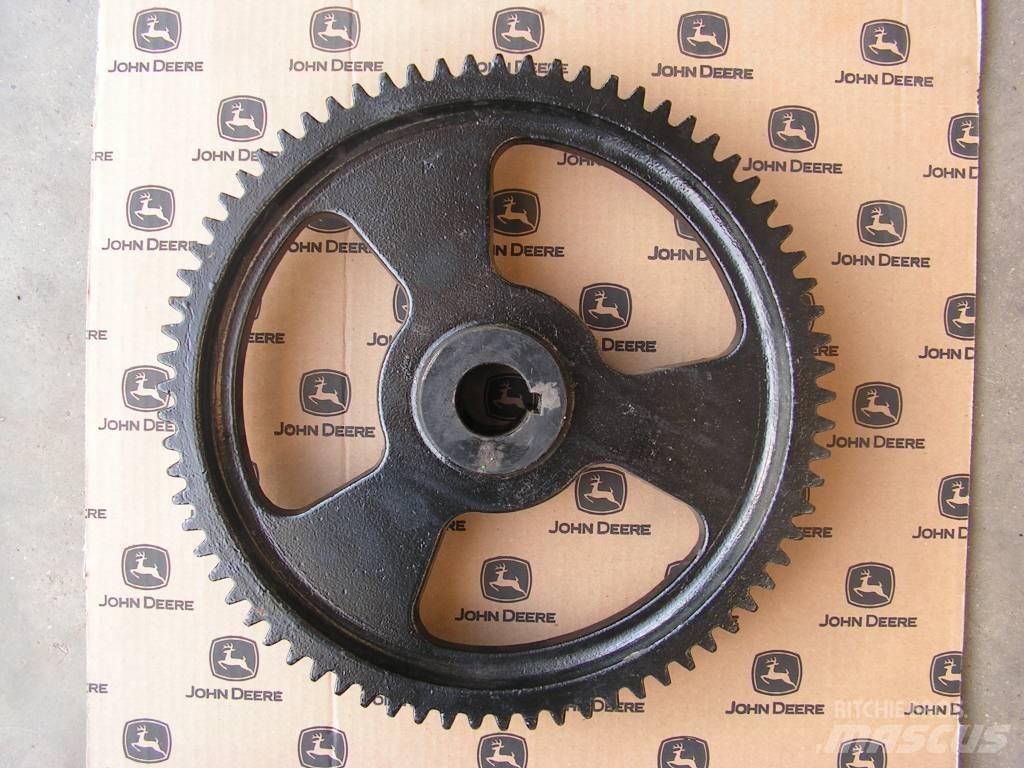 John Deere 618 R Combine harvester heads