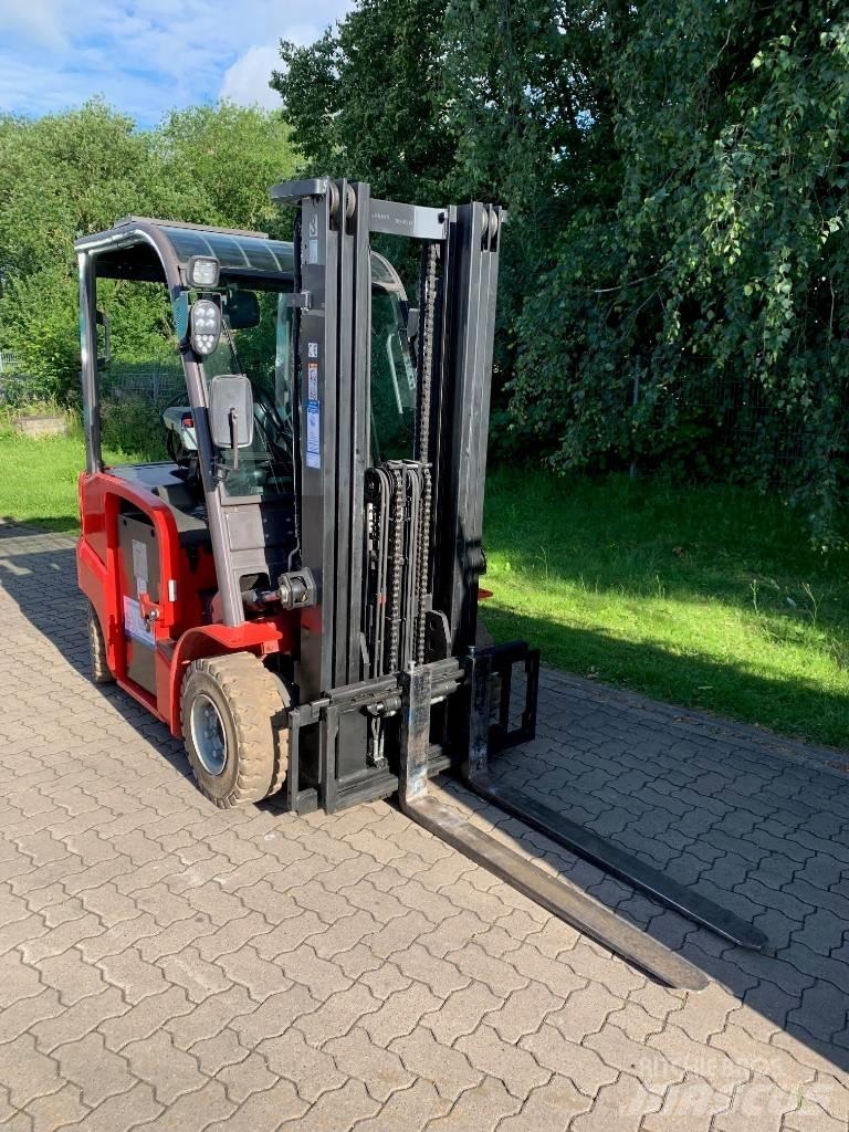 Manitou ME425C Electric forklift trucks