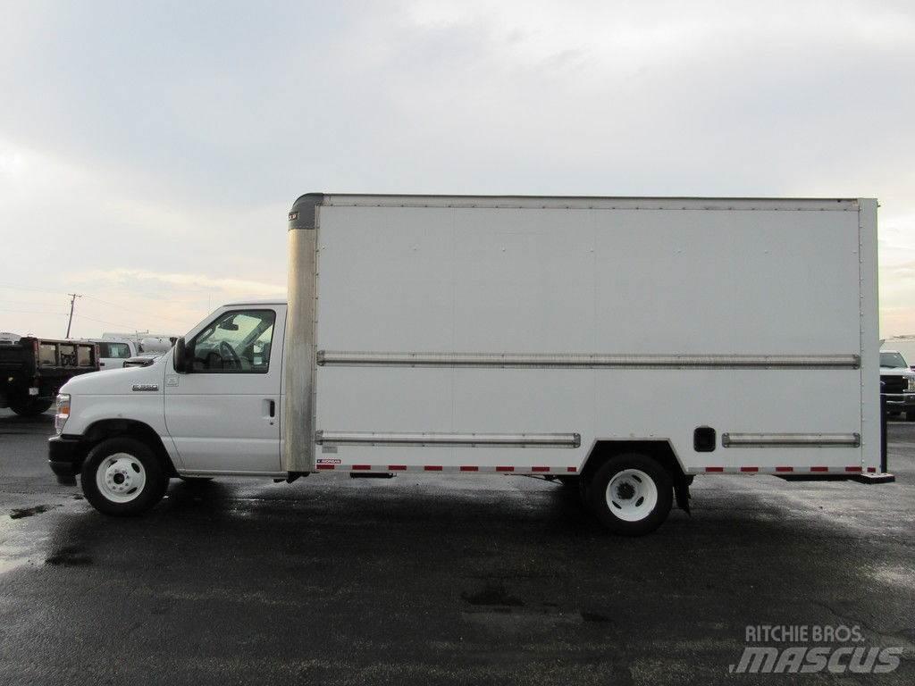 Ford E-350 Box body trucks
