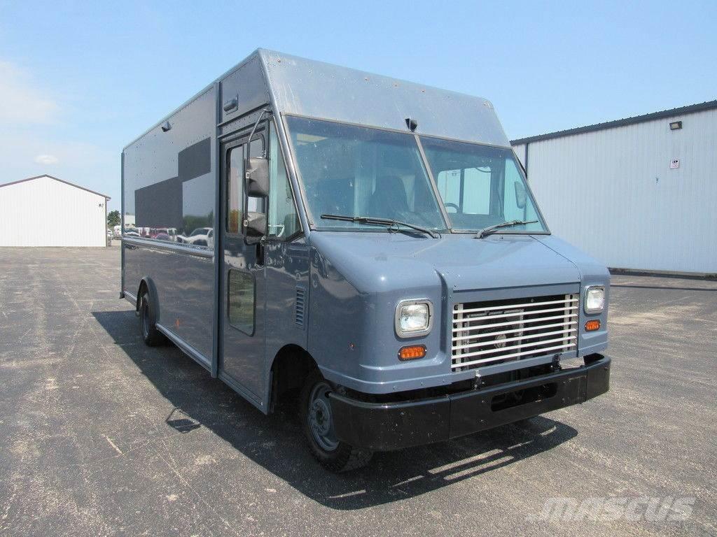 Ford E-450 Box body trucks