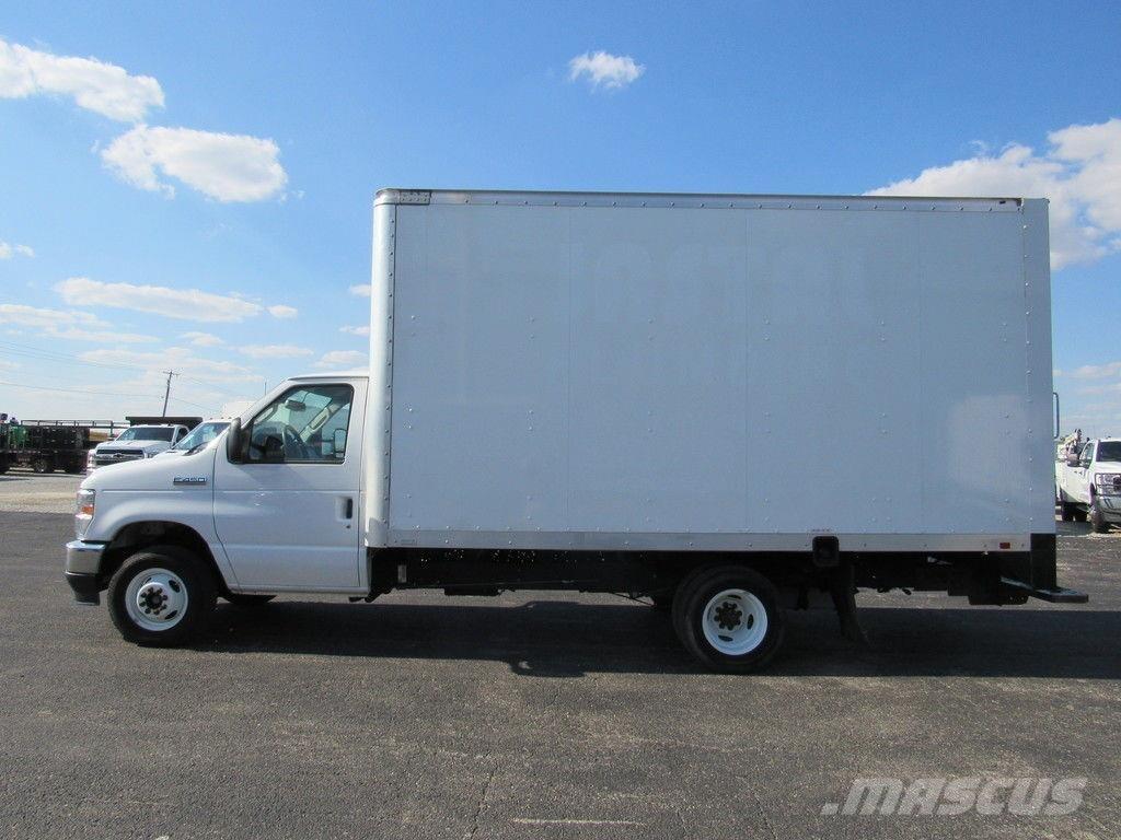 Ford E-450 Box body trucks