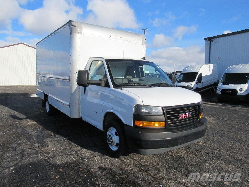 GMC Savana 3500 Box body trucks