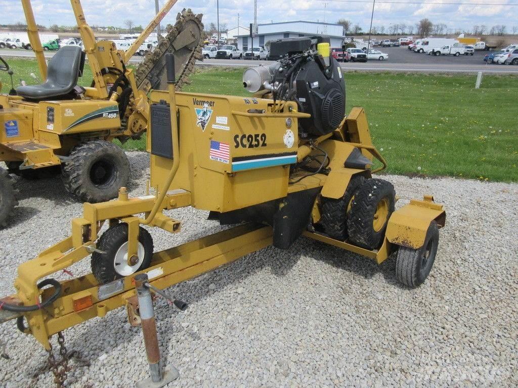 Vermeer SC252 Stump grinders