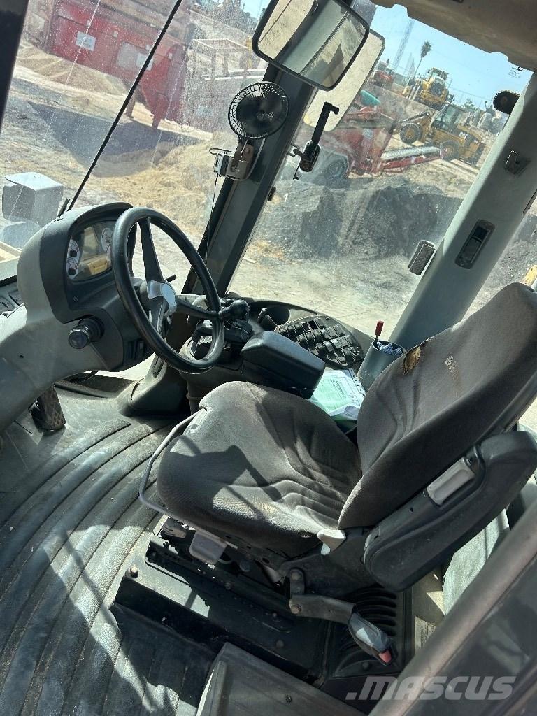 New Holland W 170 B Wheel loaders