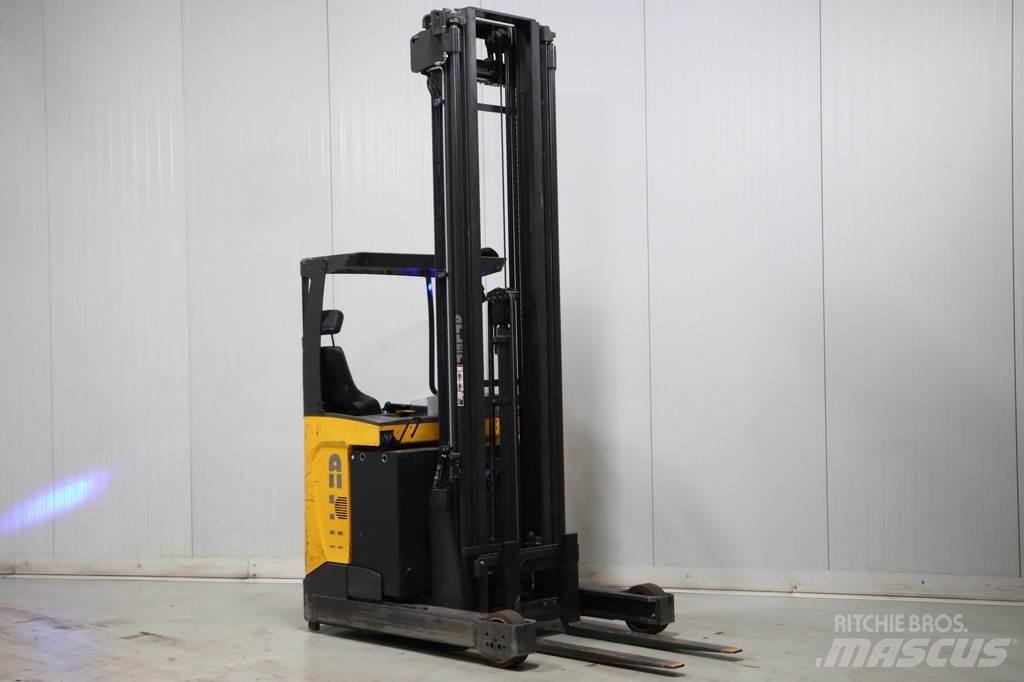 Atlet UMS200D Reach trucks