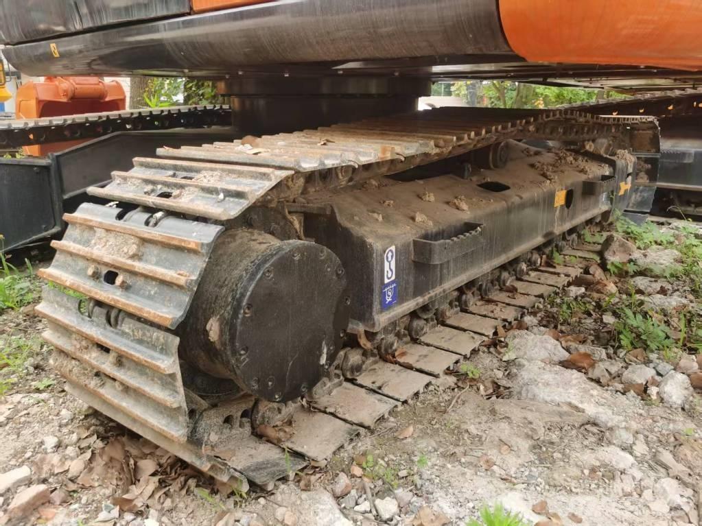 Hitachi ZX 120 Crawler excavators