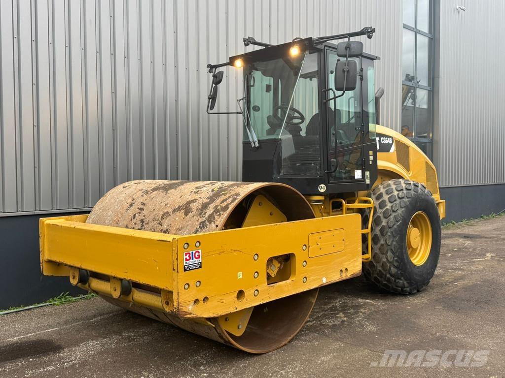 CAT CS64B Single drum rollers