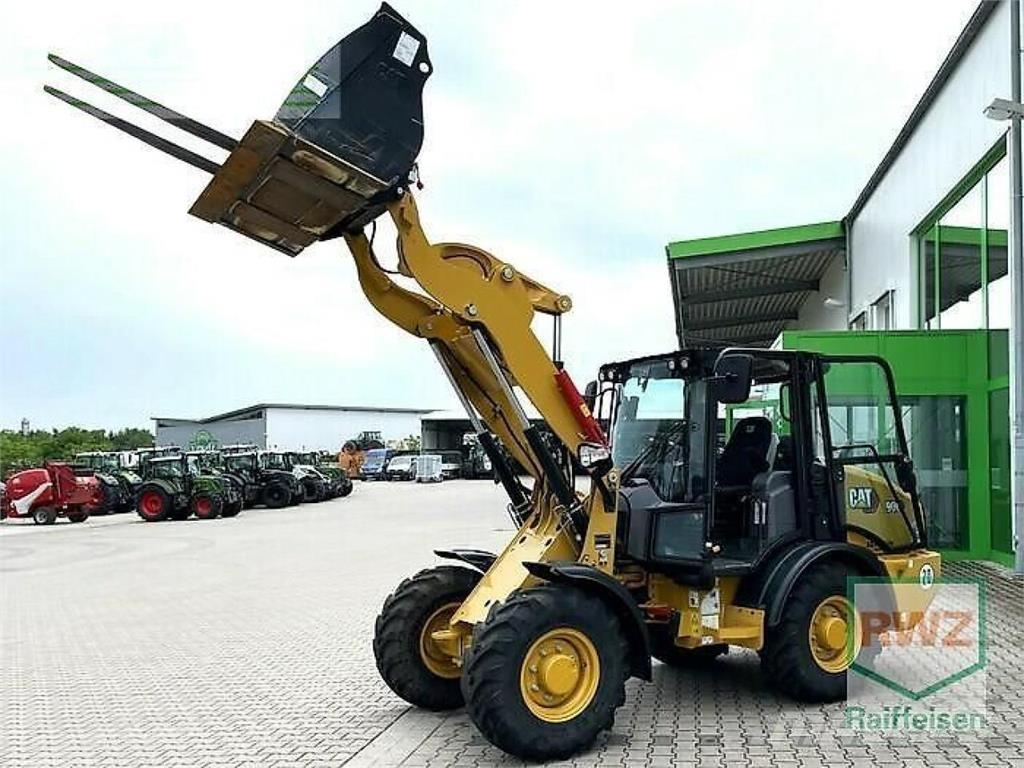CAT 906 radlader Mini excavators < 7t (Mini diggers)