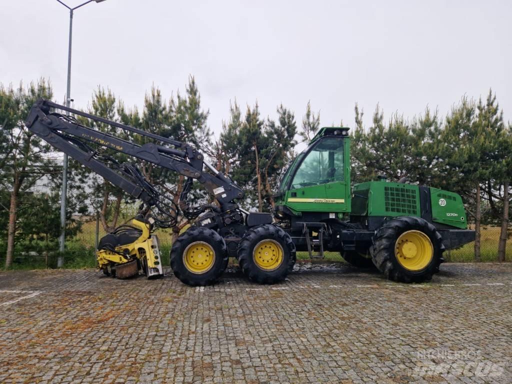 John Deere 1270 D Harvesters