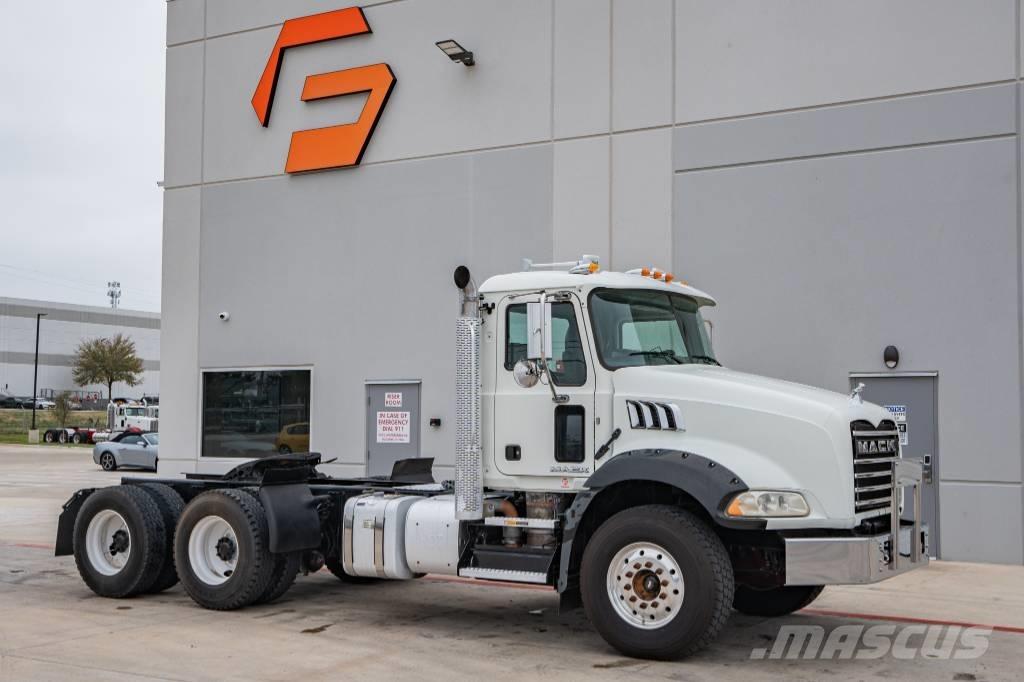 Mack Granite GU 813 Tractor Units