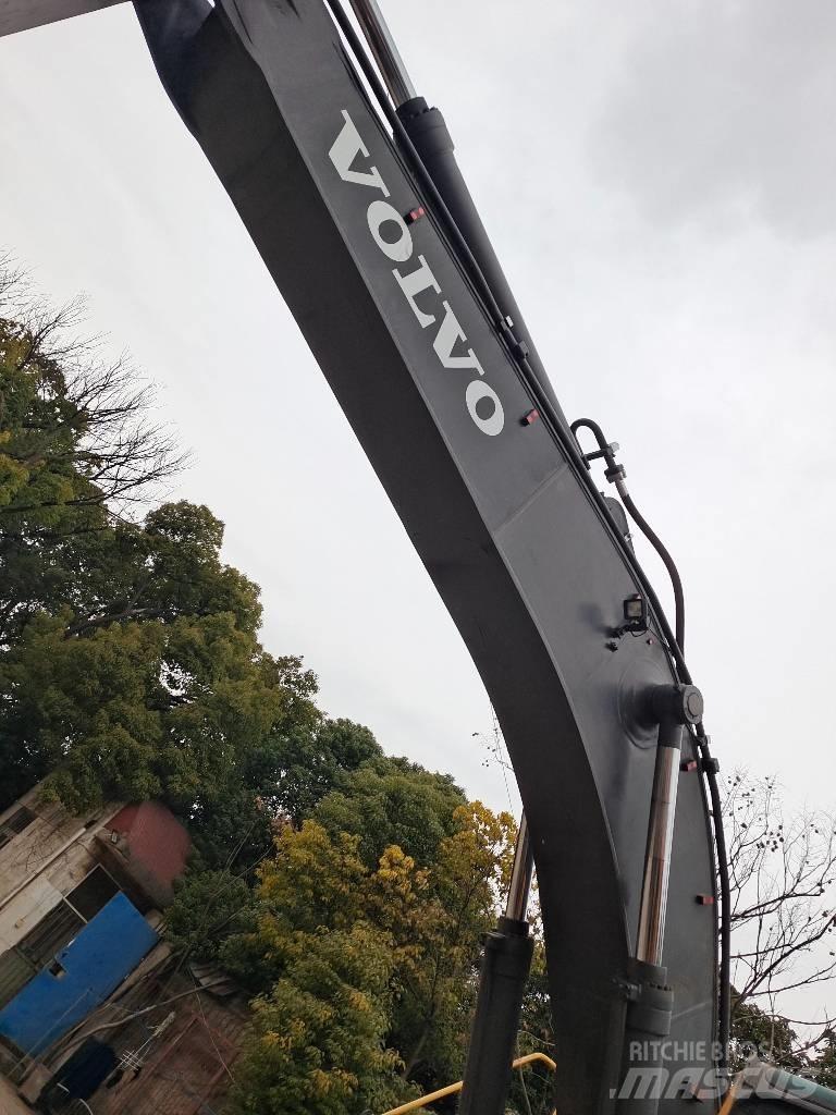 Volvo EC 360 B LC Crawler excavators