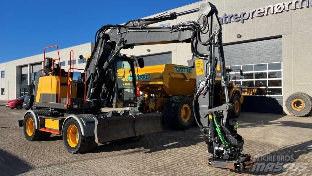 Volvo EWR130E Wheeled excavators