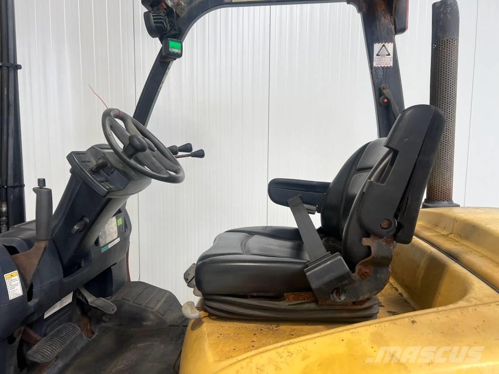 Yale GDP50VX Diesel trucks
