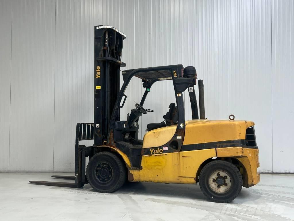 Yale GDP50VX Diesel trucks