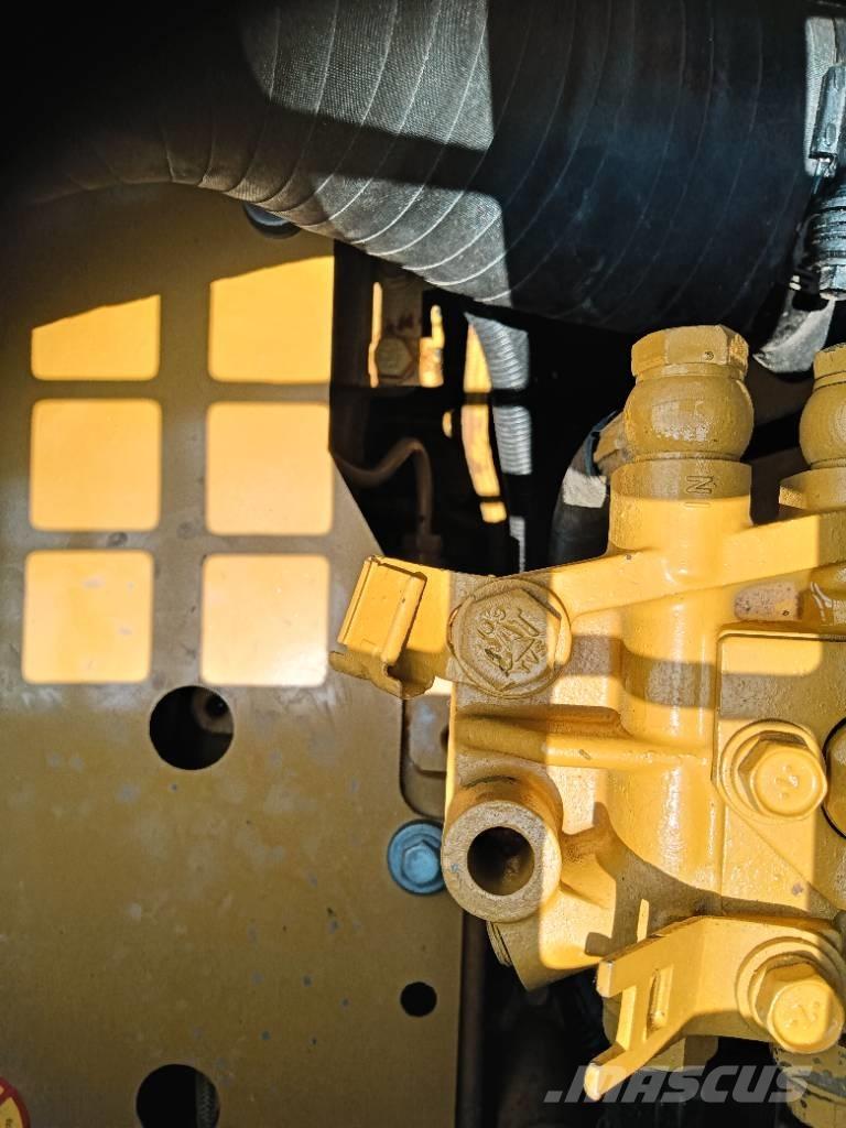 CAT 320 D Crawler excavators