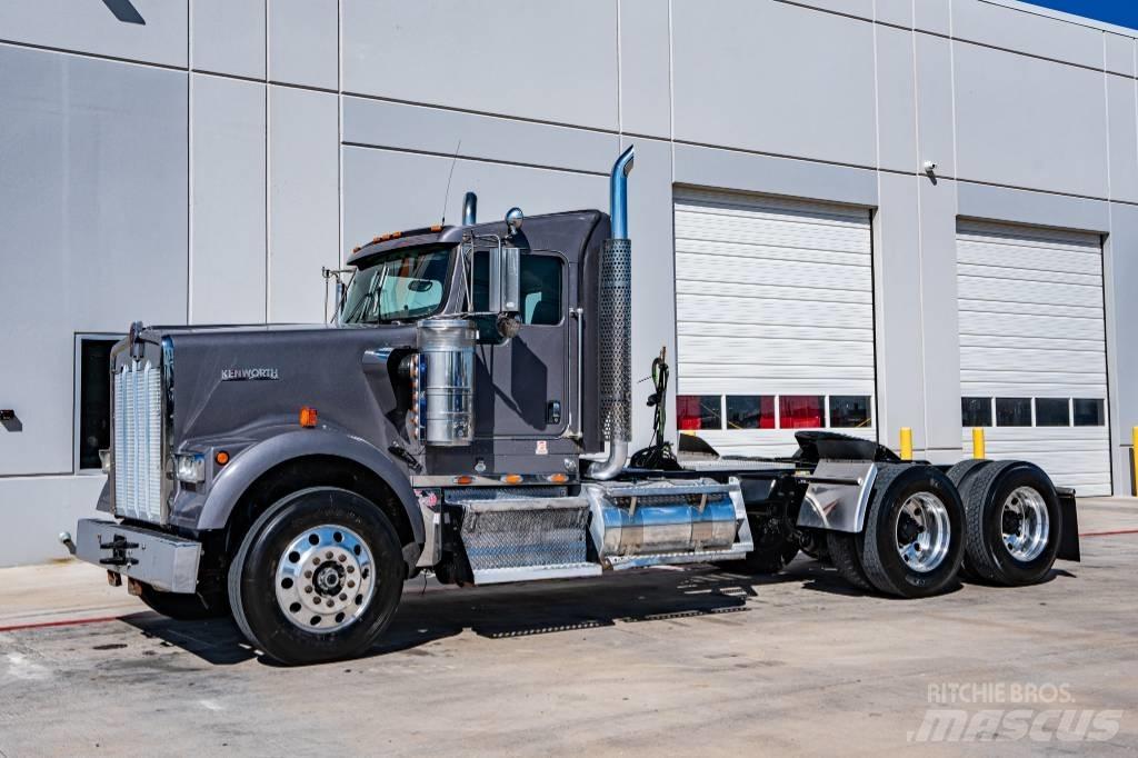 Kenworth W 900 Tractor Units