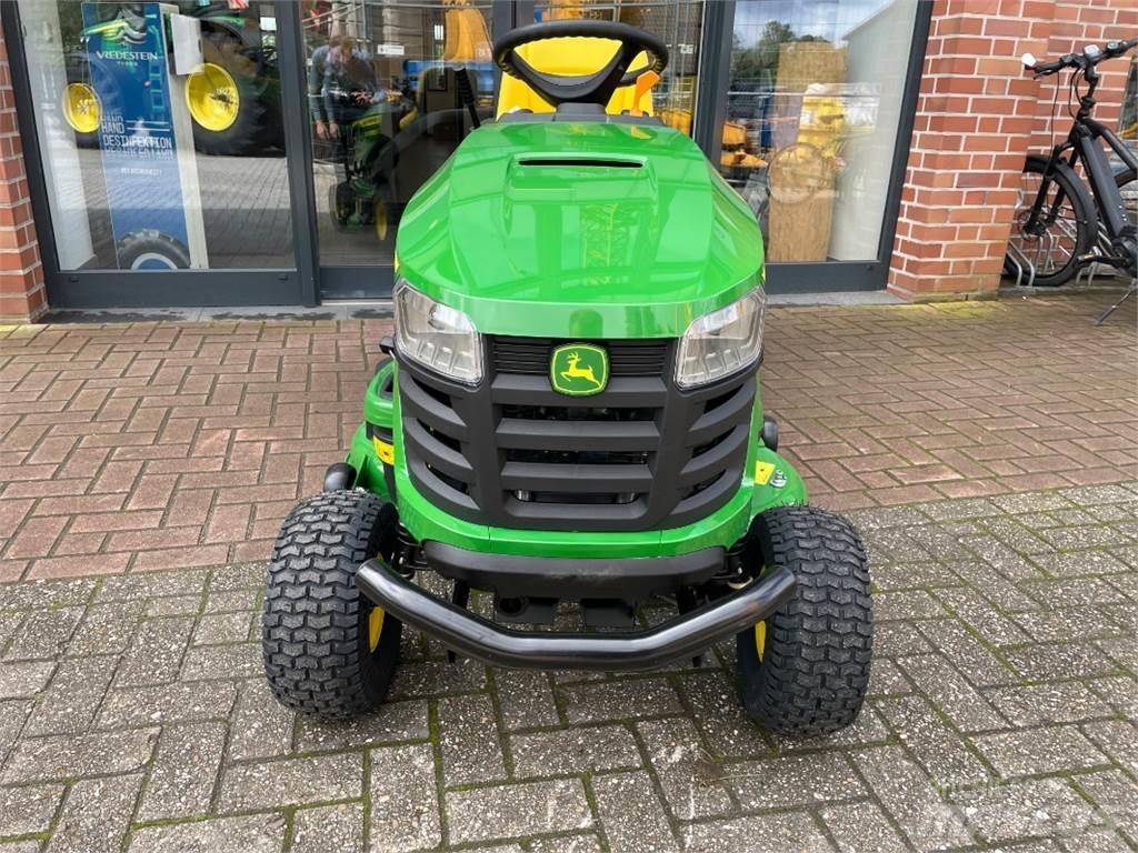 John Deere X167R Mowers