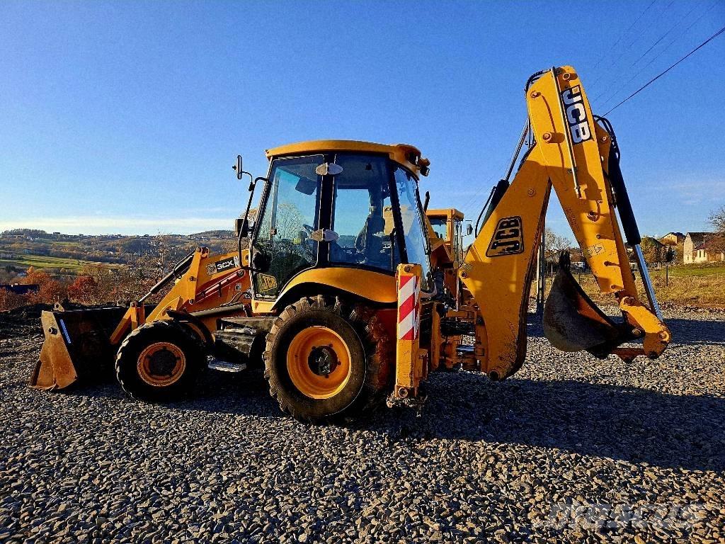 JCB 3CX Backhoe loaders